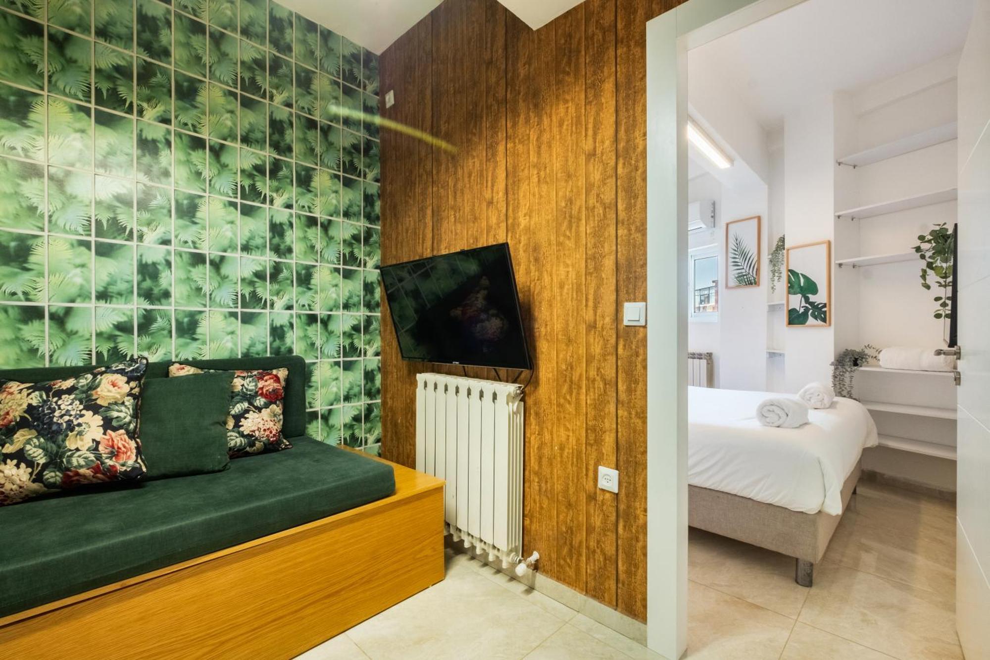 Modern Bright, Near Mahane Yehuda Market, Balcony Jerusalem Exterior photo